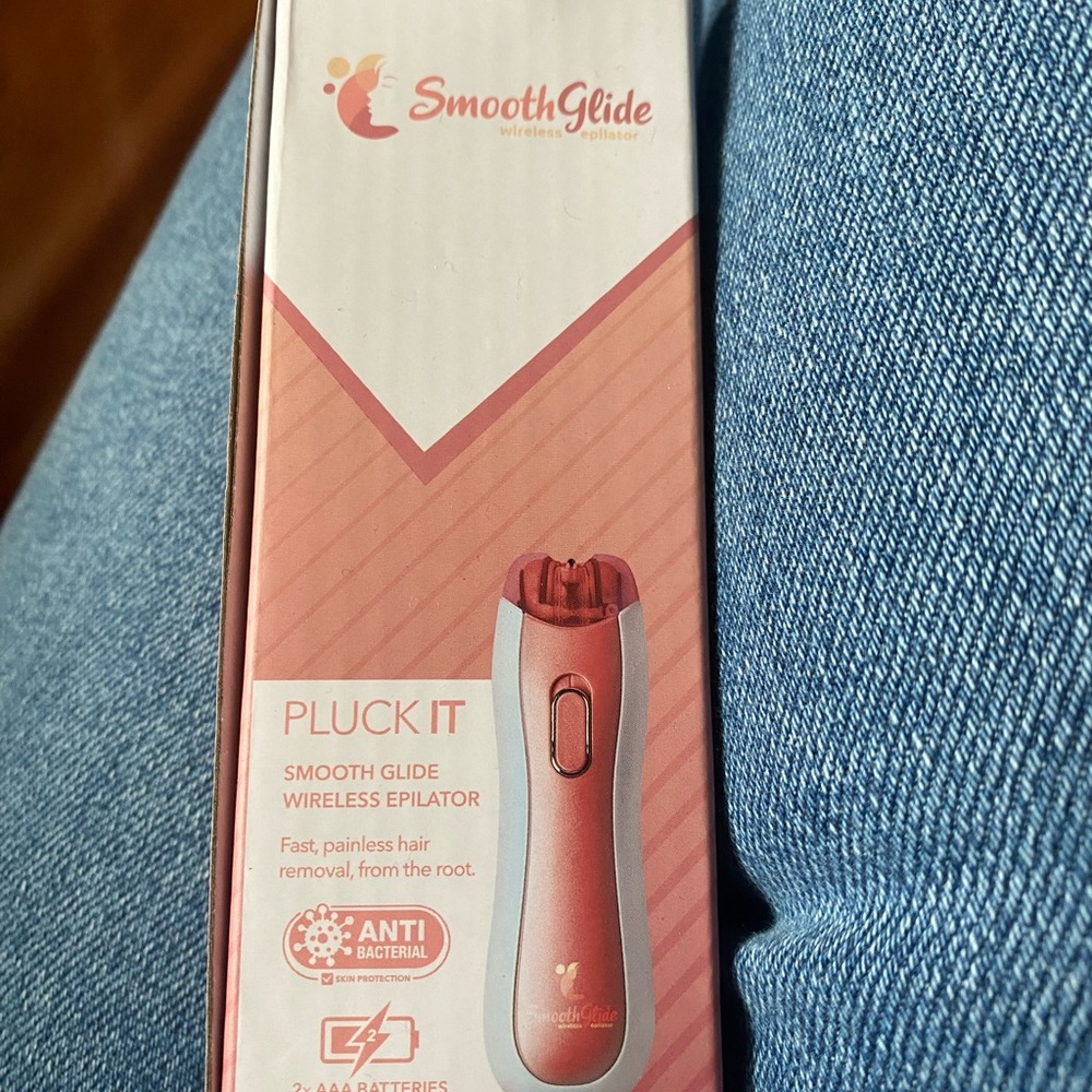 Smooth Glide Pluck It Hair Removal Epilator Wireless Anti-Bacterial $29